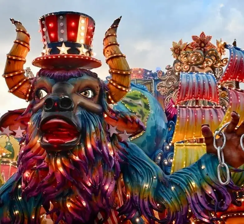 carnavale acireale sicile